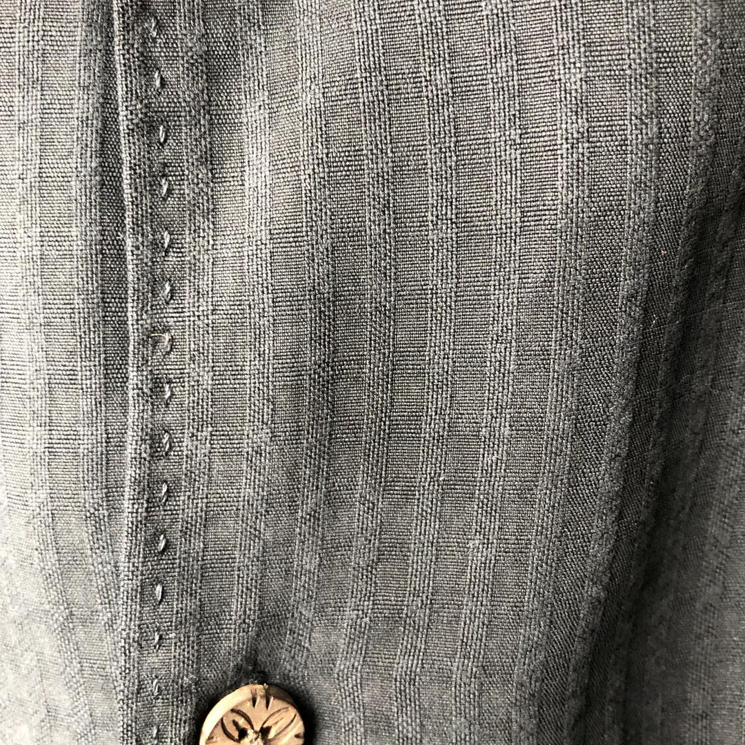 Tommy Bahama Check Pattern Short-Sleeve Open Collar Silk Shirt, Boxy Shirt, Men's Size M (approx.) silk black type Vintage Second Hand