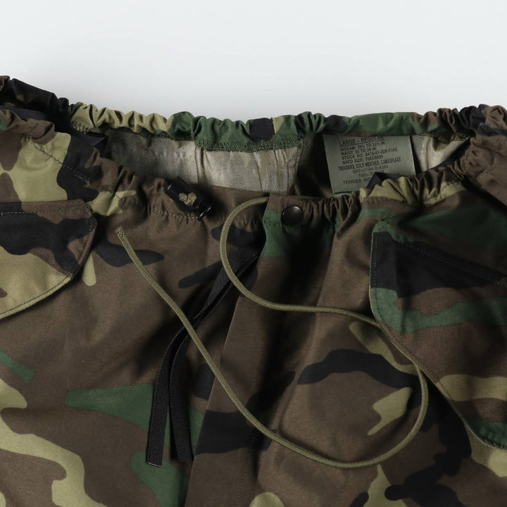 2000'S US Military Issue Camouflage Pattern Woodland Camo Military Gore-Tex Pants Made in USA Large-Regular (Men's Size L equivalent) Nylon Khaki type Vintage Second Hand