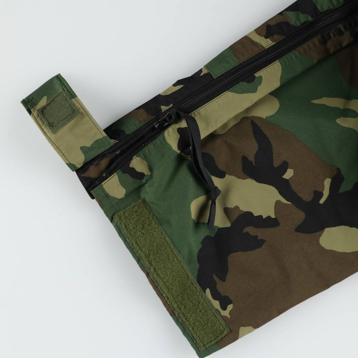 1990'S US Military Issue Camouflage Pattern Woodland Camo Gore-Tex Military Overpants Made in USA Large-Regular (Men's Size L equivalent) Nylon Khaki type Vintage Second Hand