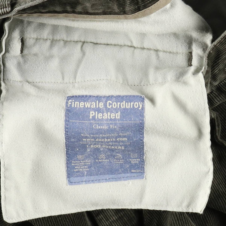 ~2000'S Dockers Khakis Classic Fit Two-Pleat Corduroy Pants, Men's Size W32 (approx.) unclear Khaki type Vintage Second Hand