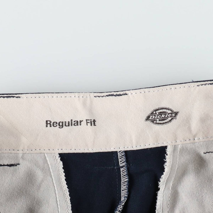 Dickies Regular Fit Cargo Shorts (Men's size W31 equivalent) polyester navy blue type Vintage Second Hand