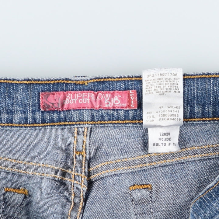 2000'S Levi's 518 SUPERLOW bootcut denim pants, women's size XL (equivalent to W31). cotton blue type Vintage Second Hand
