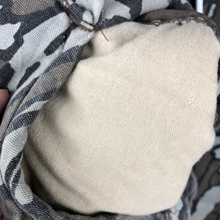 90'S Walls Blizzard-Pruf Camouflage Pattern Treebark Camo Reversible Padded Duck Vest (Men's Size M) unclear gray type Vintage Second Hand