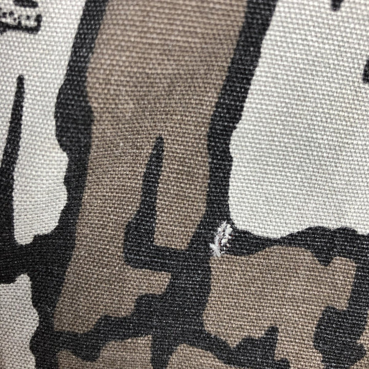 90'S Walls Blizzard-Pruf Camouflage Pattern Treebark Camo Reversible Padded Duck Vest (Men's Size M) unclear gray type Vintage Second Hand