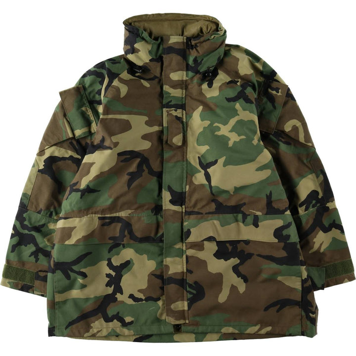 Civilian-made USCAVALRY camouflage pattern woodland camo military Gore-Tex parka, made in USA, men's size XL equivalent. Nylon Khaki type Vintage Second Hand