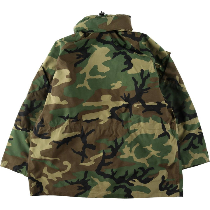 Civilian-made USCAVALRY camouflage pattern woodland camo military Gore-Tex parka, made in USA, men's size XL equivalent. Nylon Khaki type Vintage Second Hand