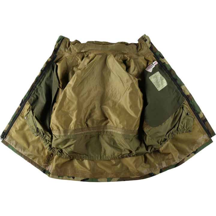 Civilian-made USCAVALRY camouflage pattern woodland camo military Gore-Tex parka, made in USA, men's size XL equivalent. Nylon Khaki type Vintage Second Hand