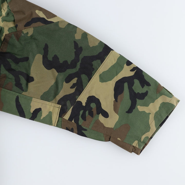 Civilian-made USCAVALRY camouflage pattern woodland camo military Gore-Tex parka, made in USA, men's size XL equivalent. Nylon Khaki type Vintage Second Hand