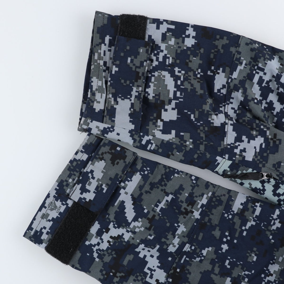 2000'S US Military Issue USNAVY Camouflage Pattern NWU Digital Camo Military Gore-Tex Parka Made in USA MEDIUM-REGULAR (Men's M equivalent) Nylon navy blue type Vintage Second Hand