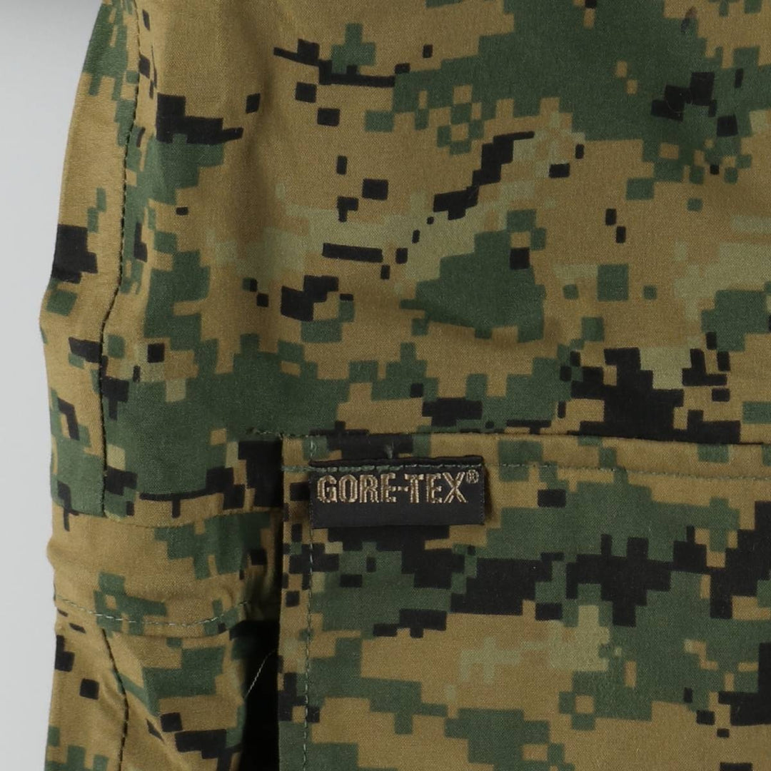 Genuine US military camouflage pattern military Gore-Tex parka, medium-short size (equivalent to men's M). Nylon Khaki type Vintage Second Hand