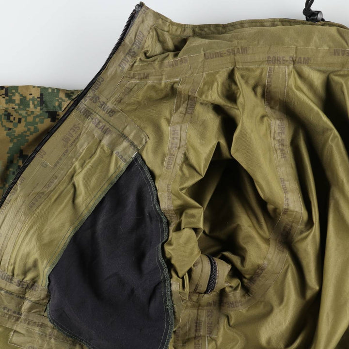 Genuine US military camouflage pattern military Gore-Tex parka, medium-short size (equivalent to men's M). Nylon Khaki type Vintage Second Hand