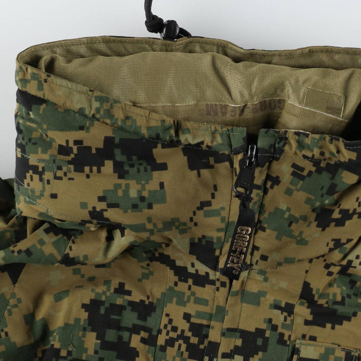 Genuine US military camouflage pattern military Gore-Tex parka, medium-short size (equivalent to men's M). Nylon Khaki type Vintage Second Hand