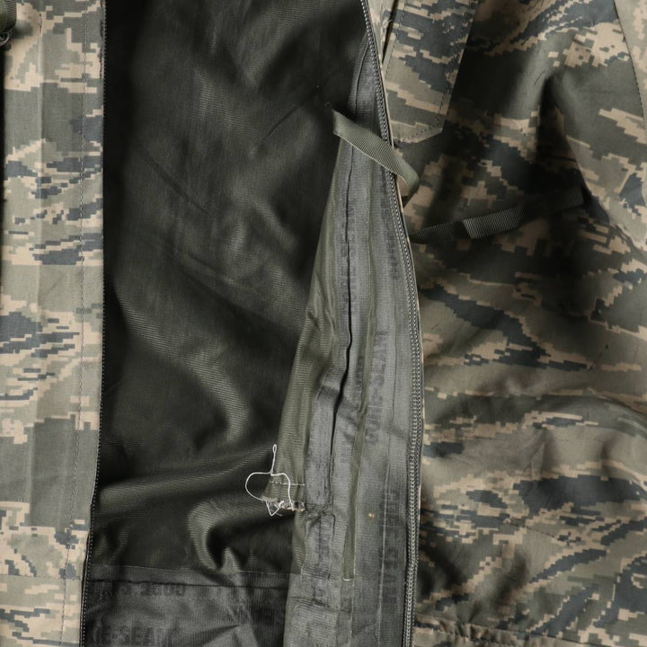 Authentic 2000'S US military camouflage pattern ABU Digital Tiger Camo military Gore-Tex parka, made in the USA, large regular size, equivalent to men's L. Nylon gray type Vintage Second Hand