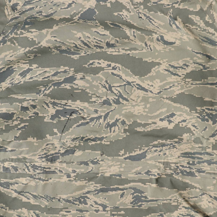 Authentic 2000'S US military camouflage pattern ABU Digital Tiger Camo military Gore-Tex parka, made in the USA, large regular size, equivalent to men's L. Nylon gray type Vintage Second Hand