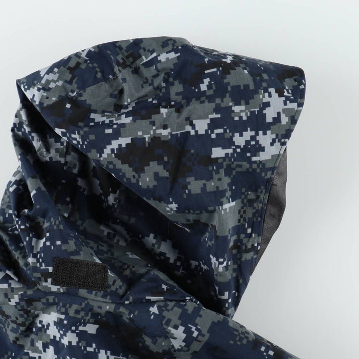 2000'S US Military Issue USNAVY Camouflage Pattern NWU Digital Camo Military Gore-Tex Parka Made in USA Small-Long (Men's Size S) Nylon navy blue type Vintage Second Hand