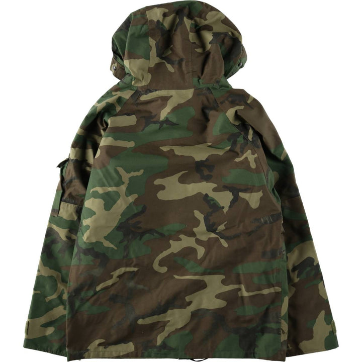 Authentic 1990'S US Military Camouflage Pattern Woodland Camo ECWCS 1st Gen Late Model Military Gore-Tex Parka, Made in USA, Medium-Regular Nylon Khaki type Vintage Second Hand