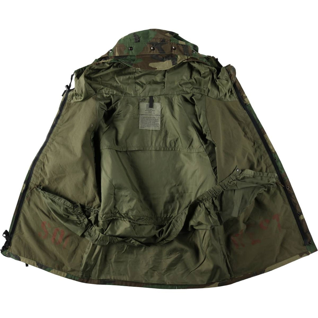 Authentic 1990'S US Military Camouflage Pattern Woodland Camo ECWCS 1st Gen Late Model Military Gore-Tex Parka, Made in USA, Medium-Regular Nylon Khaki type Vintage Second Hand