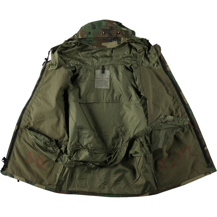 Authentic 1990'S US Military Camouflage Pattern Woodland Camo ECWCS 1st Gen Late Model Military Gore-Tex Parka, Made in USA, Medium-Regular Nylon Khaki type Vintage Second Hand