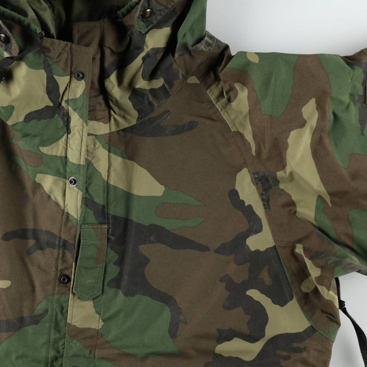 Authentic 1990'S US Military Camouflage Pattern Woodland Camo ECWCS 1st Gen Late Model Military Gore-Tex Parka, Made in USA, Medium-Regular Nylon Khaki type Vintage Second Hand