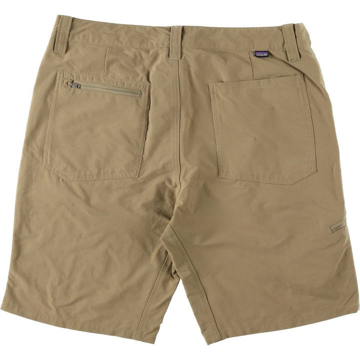 Patagonia Men's Quantary Shorts 57826SP18 Nylon Shorts (Men's W30 equivalent) Nylon Khaki type beige Vintage Second Hand