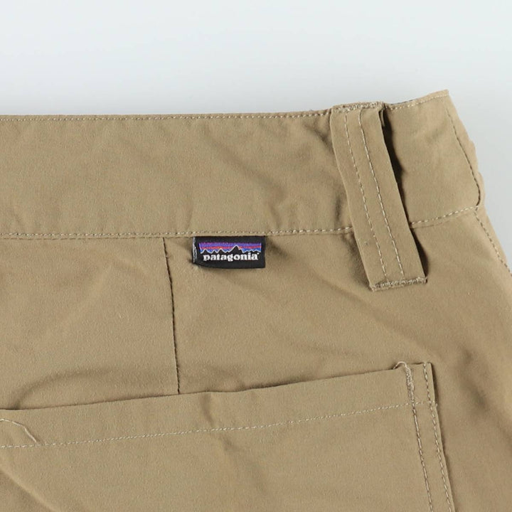 Patagonia Men's Quantary Shorts 57826SP18 Nylon Shorts (Men's W30 equivalent) Nylon Khaki type beige Vintage Second Hand
