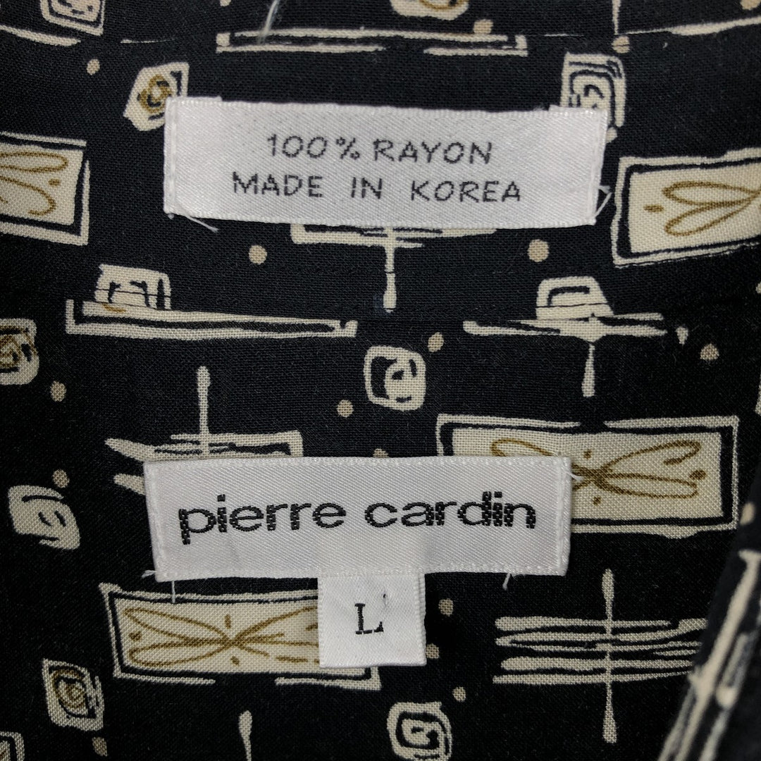 Pierre Cardin all-over print short-sleeved rayon shirt, boxy fit, men's size L. Rayon black type Vintage Second Hand