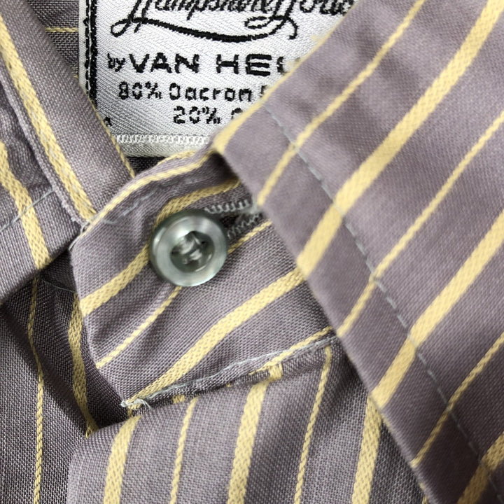 1970'S Van Heusen Stripe Pattern Short-Sleeve Poly-Cotton Shirt, Men's Size M (Equivalent), Vintage polyester Beige type Vintage Second Hand