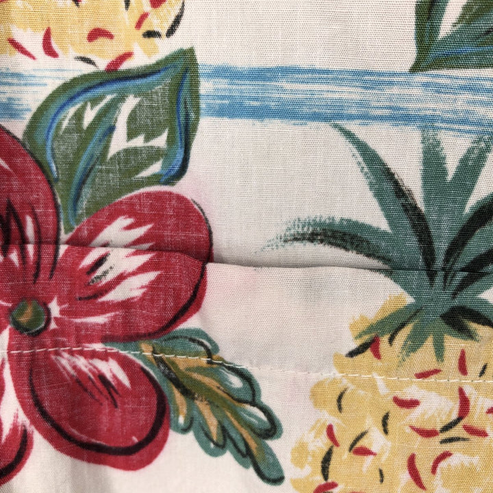 Reyn Spooner swimwear tag, bikini tag, hibiscus pattern, Hawaiian aloha shirt, boxy shirt, made in Hawaii, men's size L. cotton red type Vintage Second Hand