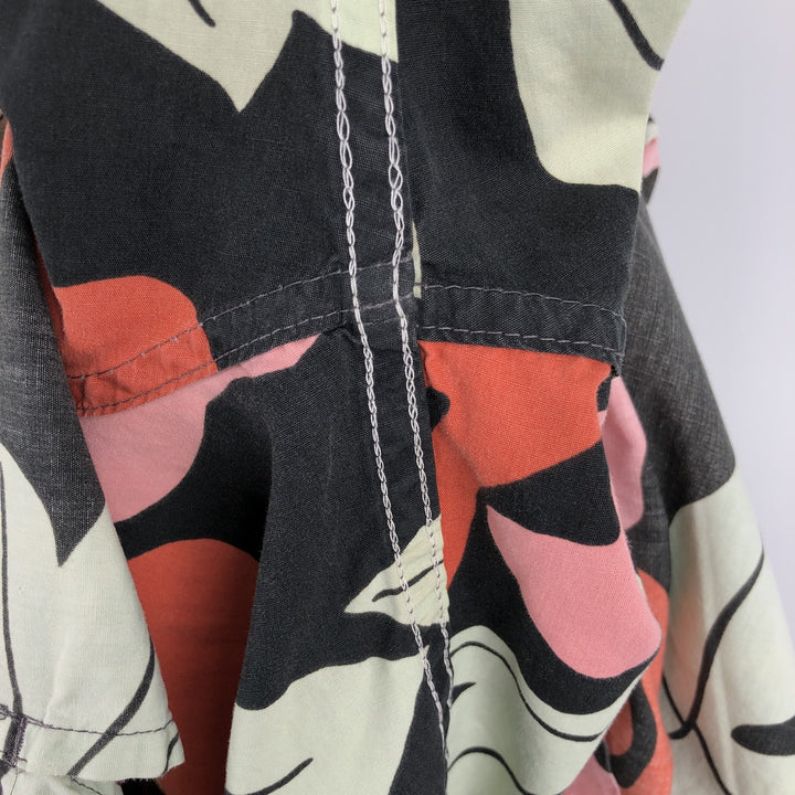 90'S Reyn Spooner swimwear tag, bikini tag, floral print, all-over print, button-down, Hawaiian Aloha shirt, boxy shirt, made in Hawaii. cotton black type Vintage Second Hand