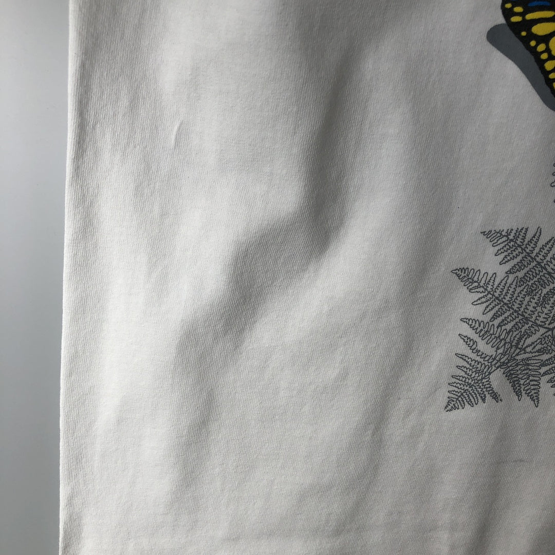 90'S Anvil butterfly print animal t-shirt, made in USA, men's size XL equivalent, vintage. cotton white type Vintage Second Hand