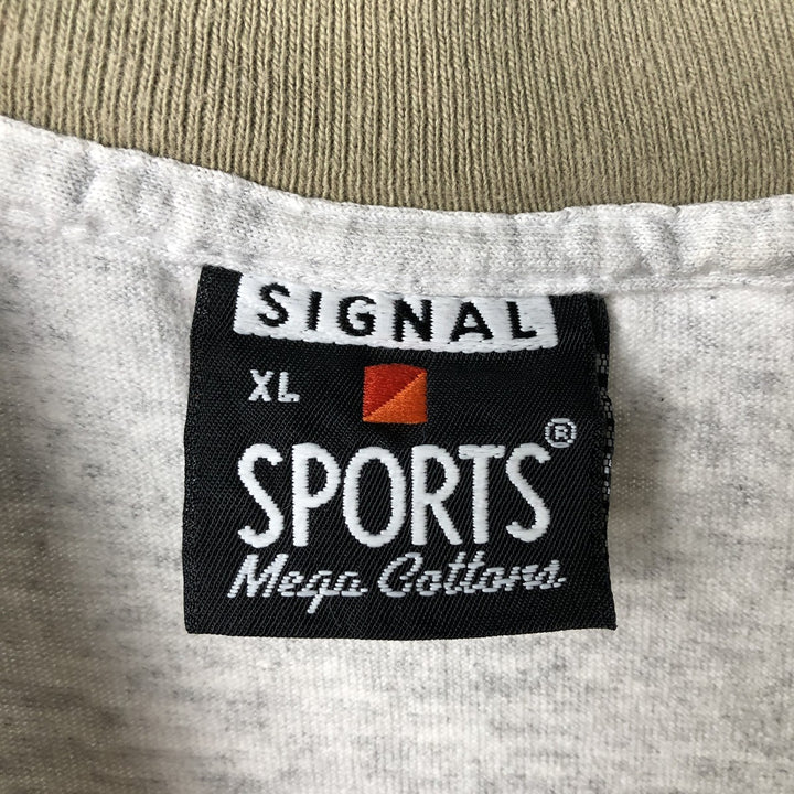 90'S SIGNAL SPORTS Dog Print Animal T-Shirt, Made in USA, Men's XL equivalent, Vintage cotton white type Vintage Second Hand