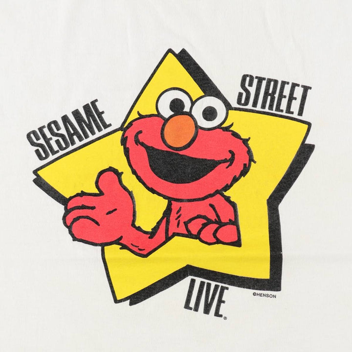 90'S Fruit of the Loom Sesame Street Elmo Character Print T-Shirt, Made in USA, Men's XL equivalent, Vintage unclear white type Vintage Second Hand