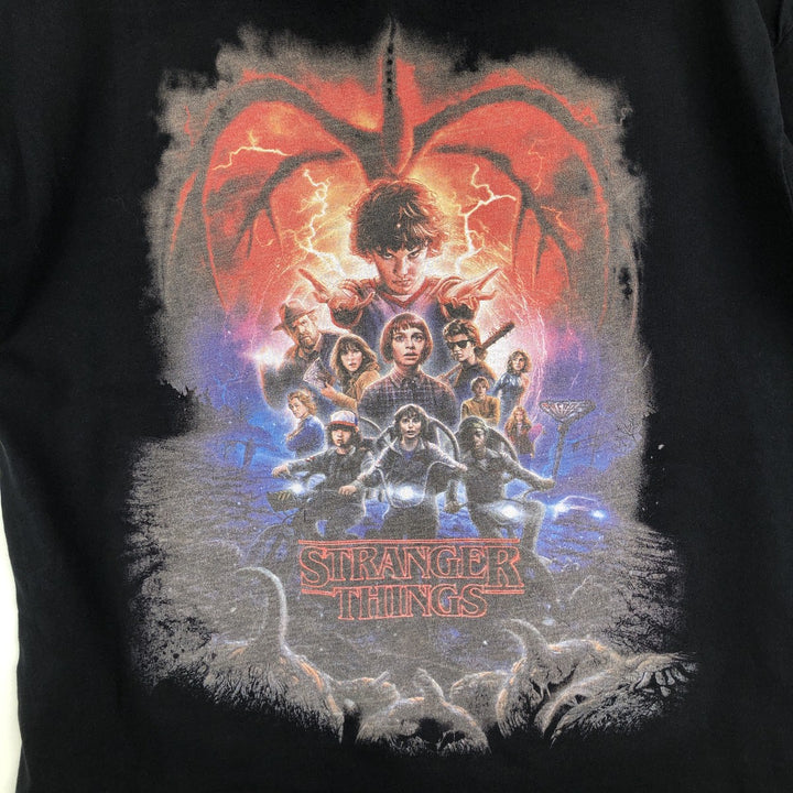 STRANGER THINGS Movie T-Shirt (Women's Size M) unclear black type Vintage Second Hand