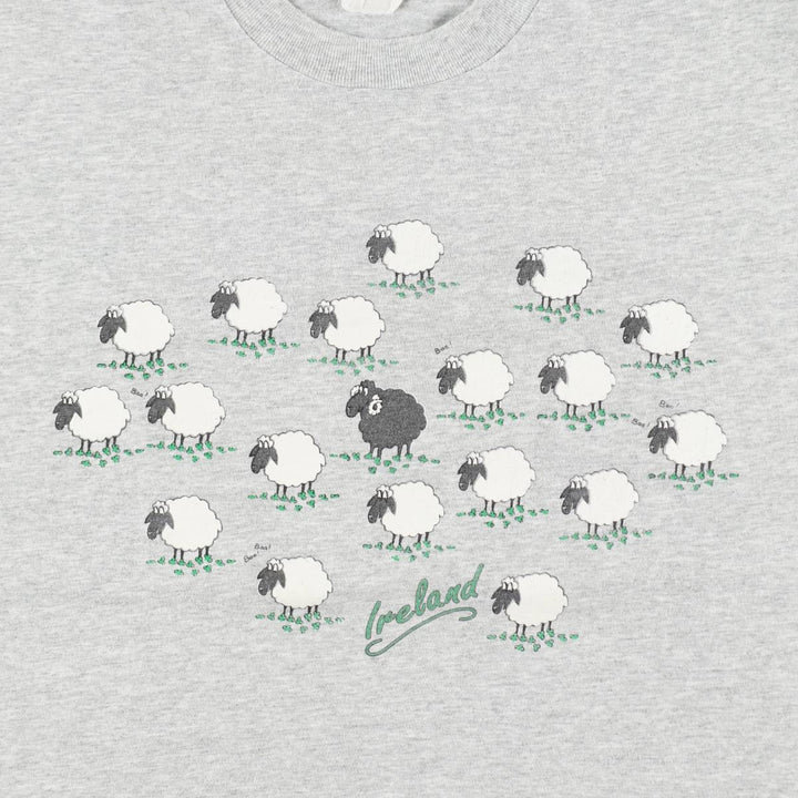 Sheep Pattern Print T-Shirt, Men's Size M (Equivalent), Vintage unclear gray type Vintage Second Hand