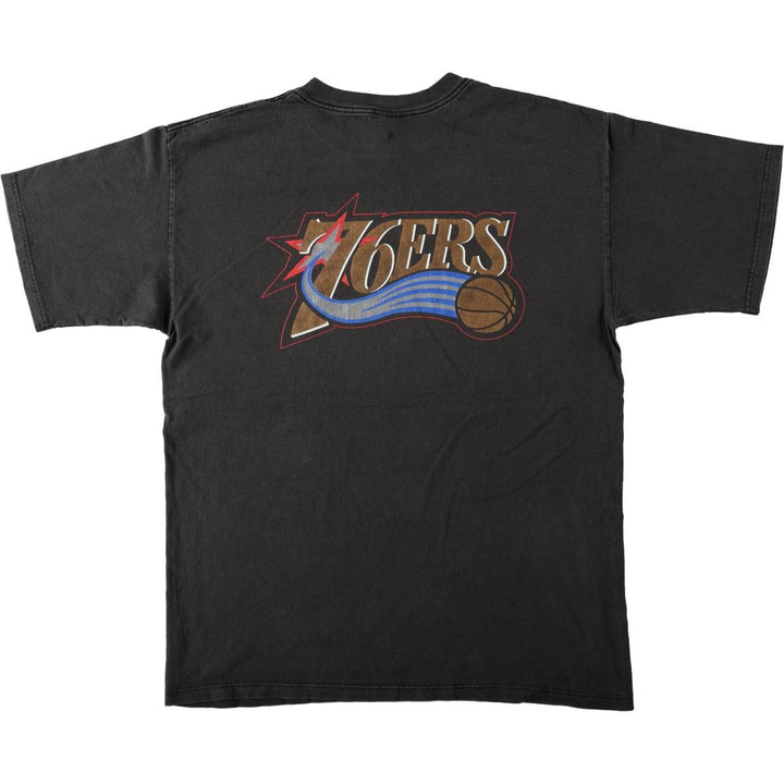 90'S AND 1 NBA Philadelphia 76ers Logo Print T-Shirt, Made in USA, Men's XL (approx.), Vintage cotton black type Vintage Second Hand