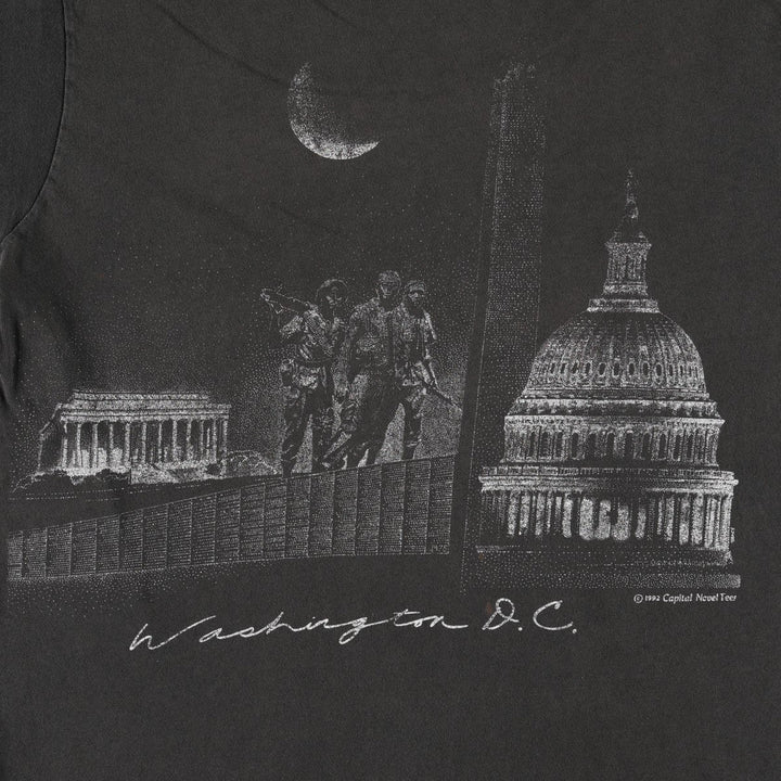 90'S Fruit of the Loom Vietnam War Memorial Souvenir T-Shirt, Made in USA, Men's Size L (approx.), Vintage cotton black type Vintage Second Hand