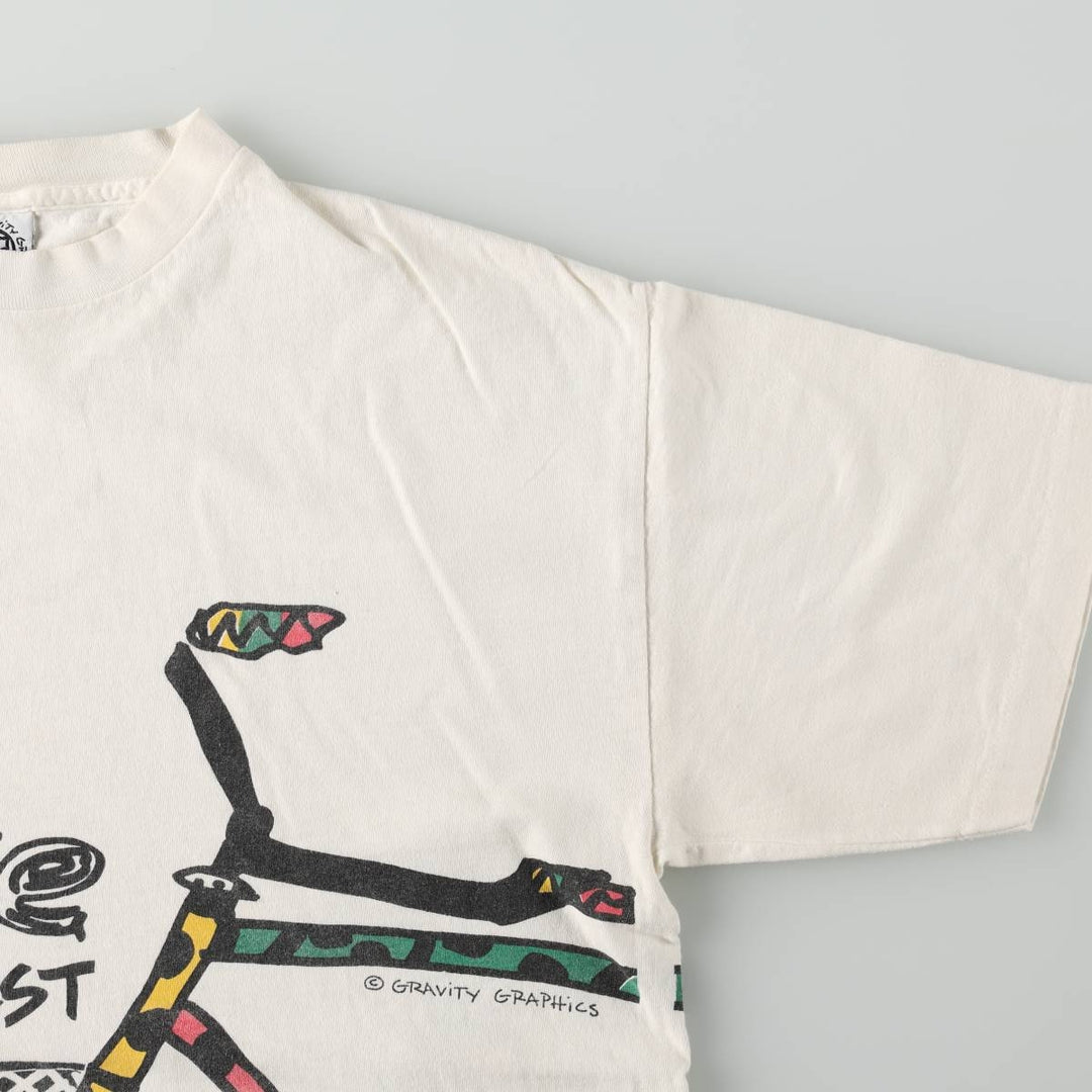 80'S GRAVITY GRAPHICS Print T-Shirt, Made in USA, Men's Size L (Equivalent), Vintage cotton white type Vintage Second Hand