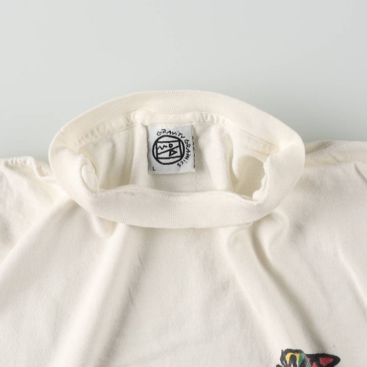 80'S GRAVITY GRAPHICS Print T-Shirt, Made in USA, Men's Size L (Equivalent), Vintage cotton white type Vintage Second Hand