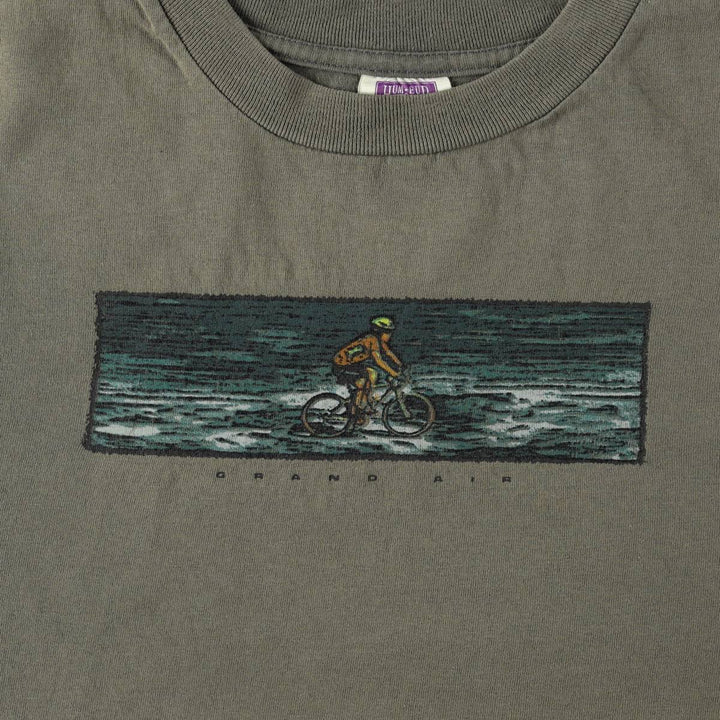 90'S HUMEUR DESIGN printed T-shirt, made in Canada, men's size S equivalent. cotton Khaki type Vintage Second Hand