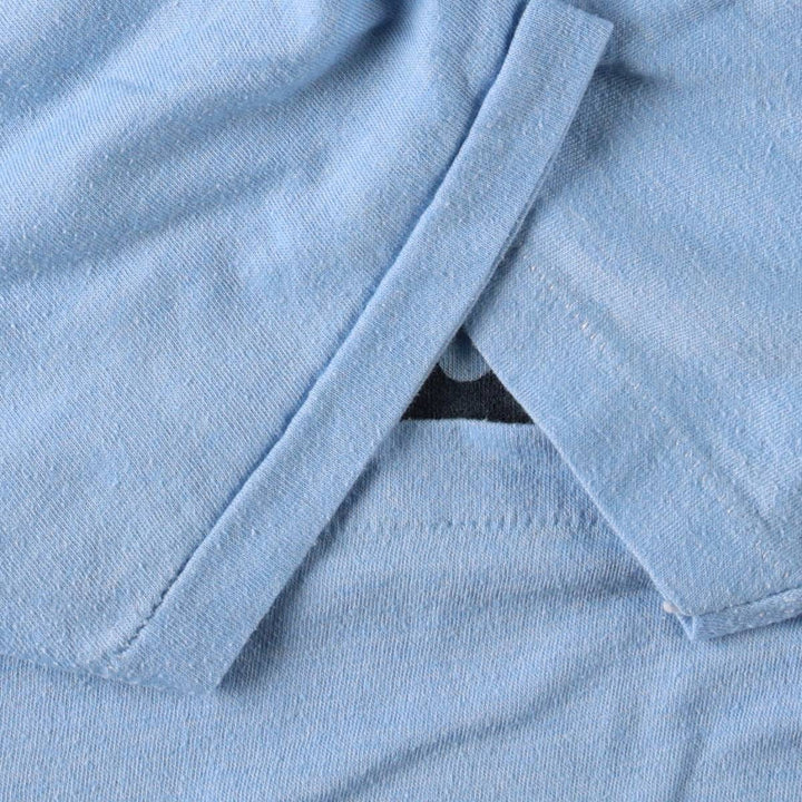 80'S sportswear print t-shirt, made in USA, men's size L equivalent, vintage. cotton Blue type light blue Vintage Second Hand