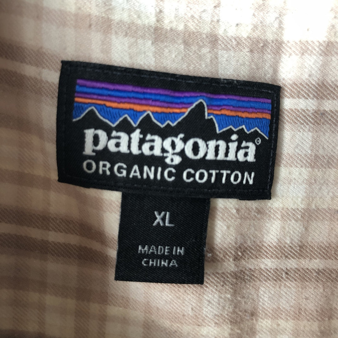 Patagonia Organic Cotton 53837FA17 Long-Sleeve Cotton Check Shirt, Men's Size XL (approx.) Organic cotton pink type Vintage Second Hand
