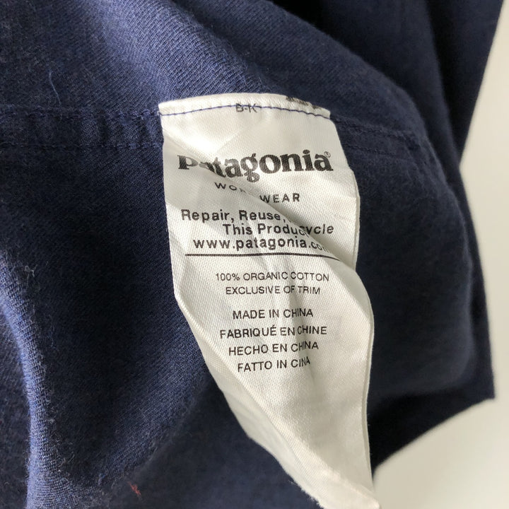 Patagonia ORGANIC COTTON 53900FA19 Long-Sleeve Button-Down Flannel Shirt, Men's XL (approx.) Organic cotton navy blue type Vintage Second Hand