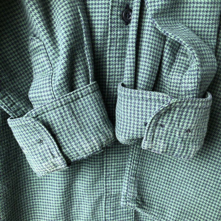 90s-00'S L.L.Bean Traditional Fit Houndstooth Pattern Long-Sleeve Button-Down Flannel Check Shirt, Men's Size S (approx.) cotton green type Vintage Second Hand