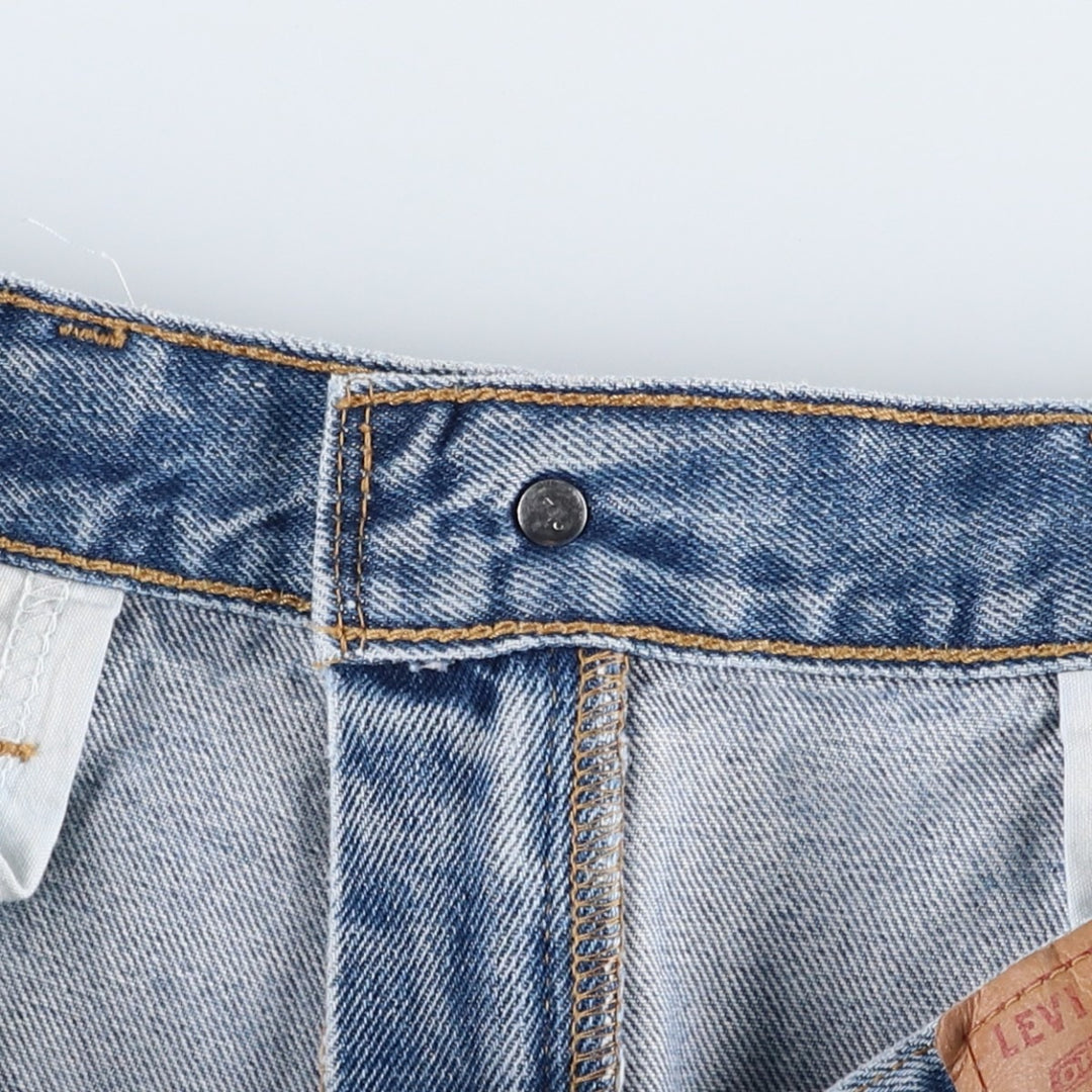 2000'S Levi's 550 Regular Fit Denim Shorts (Men's size W36 equivalent) cotton blue type Vintage Second Hand