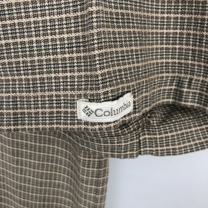 90s-00'S Columbia Short-Sleeve Cotton Check Shirt, Boxy Shirt, Men's Size M (Equivalent), Vintage cotton Khaki type beige Vintage Second Hand