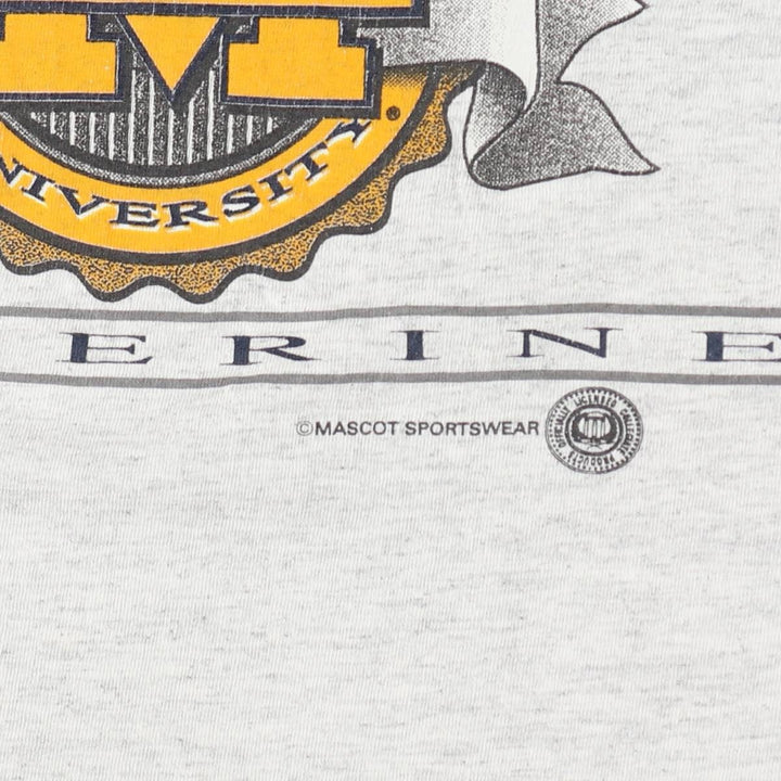 College T-shirt, Men's XL size unclear white type Vintage Second Hand
