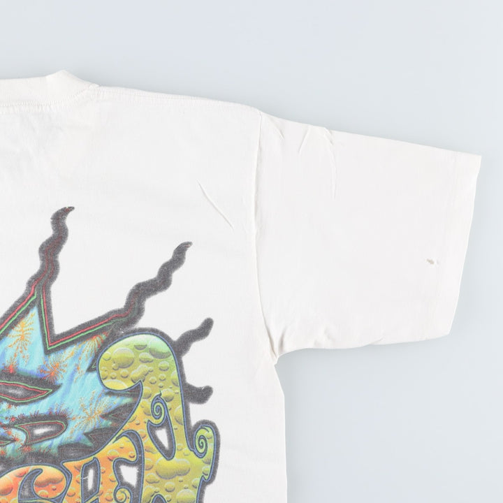 Vintage 90'S GOTCHA surf/skate T-shirt, Made in USA, Men's Size Medium cotton white type Vintage Second Hand