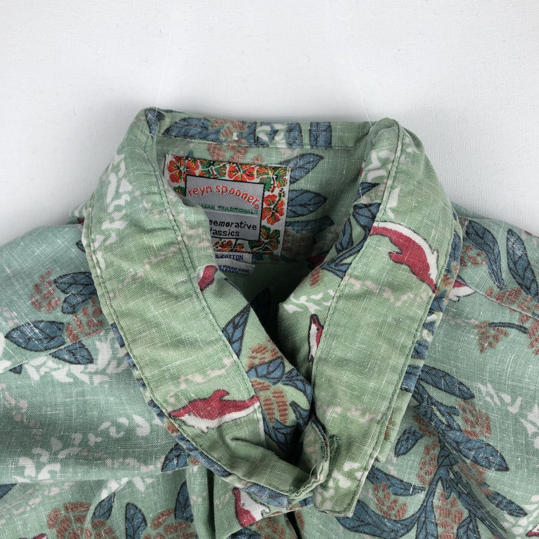 Reyn Spooner Commemorative Classics all-over print pullover button-down Hawaiian Aloha shirt, made in Hawaii, men's size L. cotton green type Vintage Second Hand