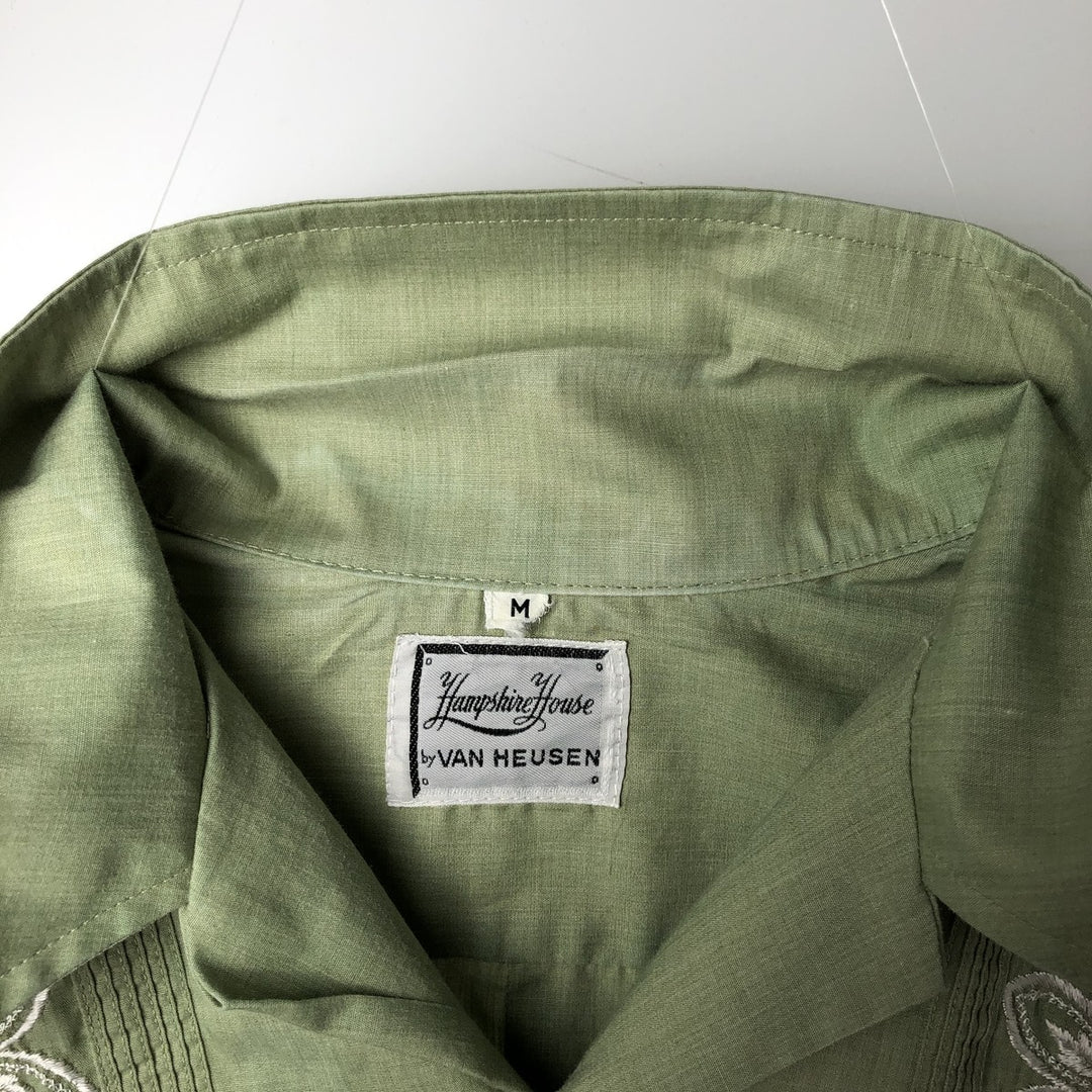 1970'S Van Heusen Short-Sleeve Open-Collar Mexican Shirt / Cuban Shirt / Boxy Shirt / Men's Size M (approx.) unclear Khaki type sage green Vintage Second Hand