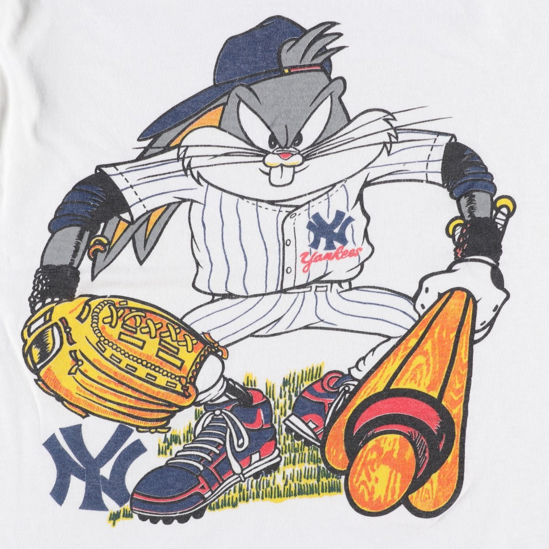 ~90'S SHORT HILLS TEE Looney Tunes Bugs Bunny New York Yankees Character Print T-Shirt cotton white type Vintage Second Hand